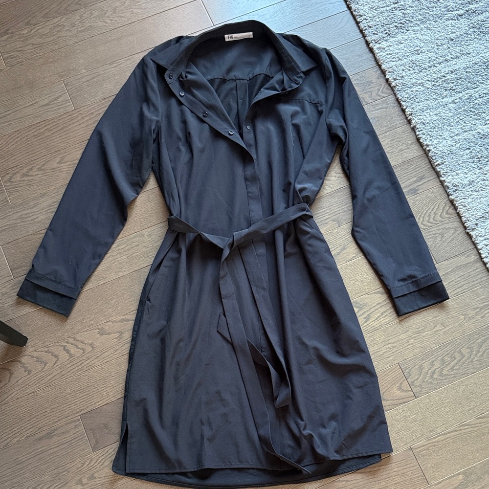 FIG Black Long-Sleeve Belted Dress